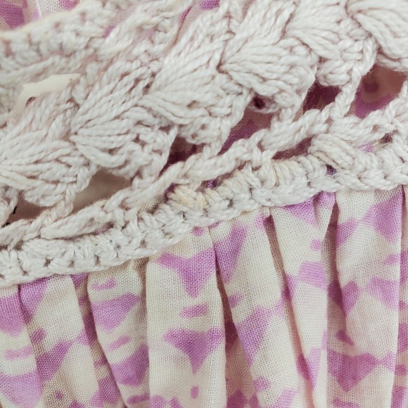 NWT Urban Outfitters Kimchi Blue Little Lies Pink Crochet Boho Festival Dress XS - Picture 8 of 16